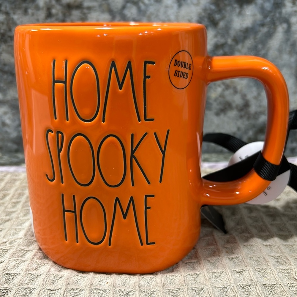 NWT Rae Dunn “HOME SPOOKY HOME” Halloween Mug 16 oz Double Sided